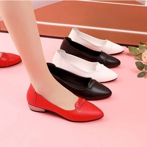 Comfortable flat leather shoes